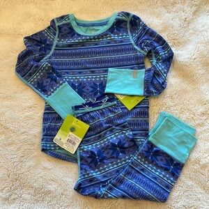 NWT - Terramar baselayer set - girls size 3T